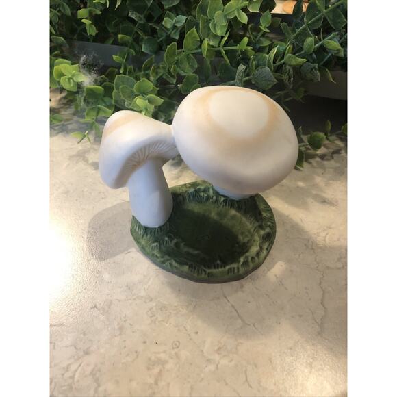 Franklin Mint Woodland Surprise 3X3" Mushroom Mouse House(no Mouse) - Picture 1 of 6